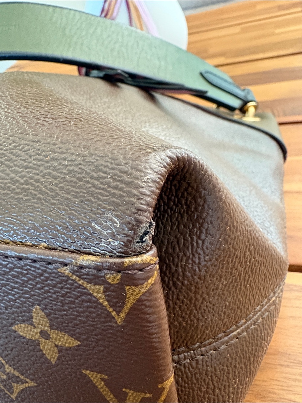 Authentic Monogram Tuileries Besace Purse - Picture 7 of 12
